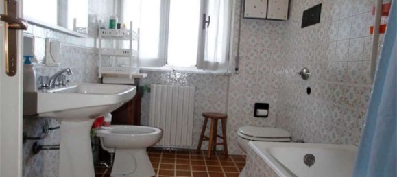 Apartamento de 4 dormitorios en Rota d'Imagna, Italy No. 380796 9