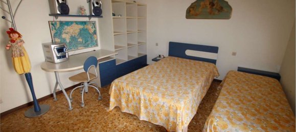 Apartamento de 4 dormitorios en Rota d'Imagna, Italy No. 380796 8