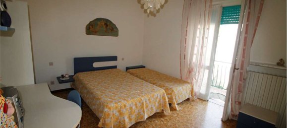 Apartamento de 4 dormitorios en Rota d'Imagna, Italy No. 380796 15