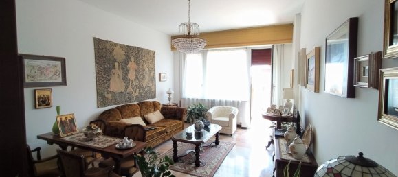 4 rooms Apartment in Savona, Italy No. 73652 4