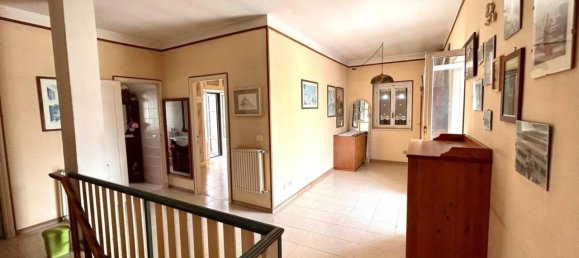 6 rooms House in Rome, Italy No. 23106 18