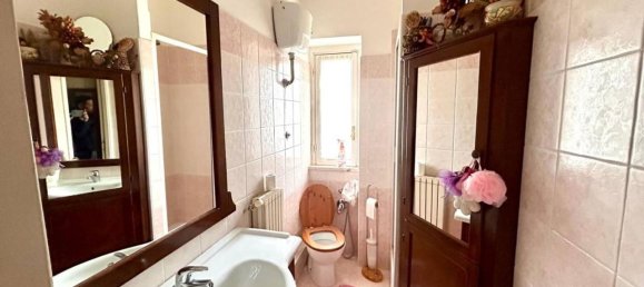 6 rooms House in Rome, Italy No. 23106 31