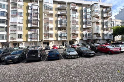Apartamento T2 em Oeiras, Portugal N.º 347158