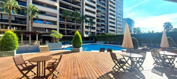 3 bedrooms Apartment in Sant Marti, Spain No. 82923 8