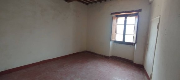6 rooms House in Sansepolcro, Italy No. 276301 4