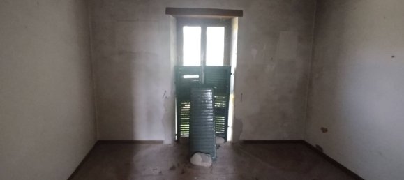 6 rooms House in Sansepolcro, Italy No. 276301 3