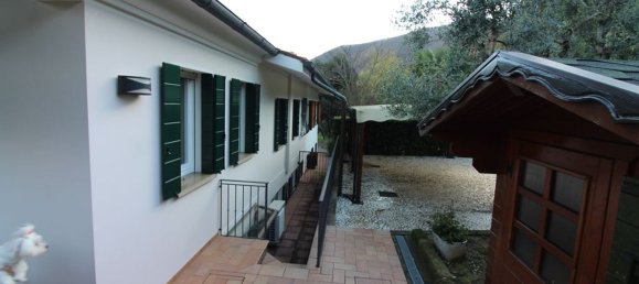 4 rooms House in Rovolon, Italy No. 60469 19