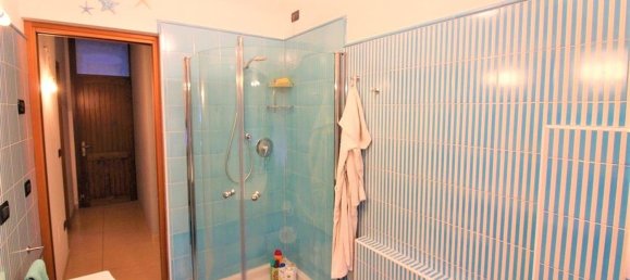 4 rooms House in Rovolon, Italy No. 60469 17