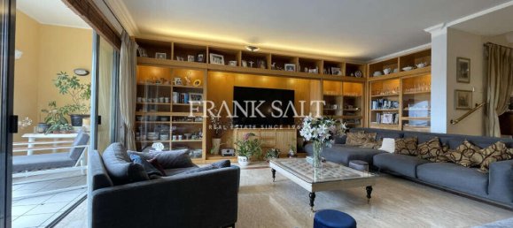 Квартира с 3 спальнями в Сент-Джулианс, Мальта № 2614 3