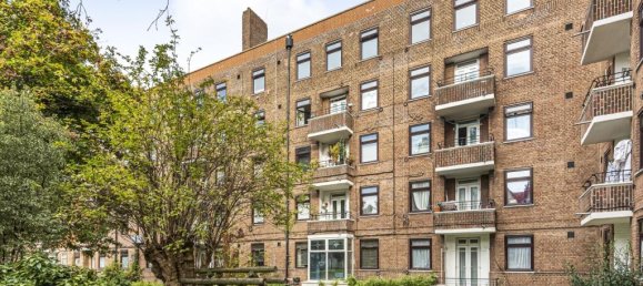 3 bedrooms Apartment in London, United Kingdom No. 7588 9