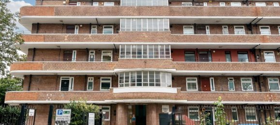 3 bedrooms Apartment in London, United Kingdom No. 7588 7