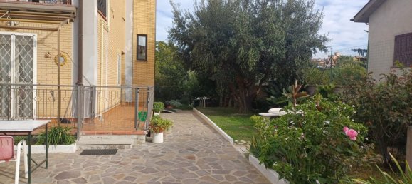 3 rooms Penthouse in Castel Gandolfo, Italy No. 83445 2