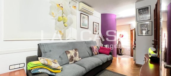 Дом с 3 спальнями в Бадалона, Испания № 22071 11