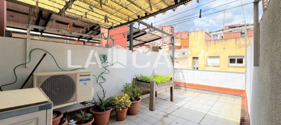 Дом с 3 спальнями в Бадалона, Испания № 22071 33