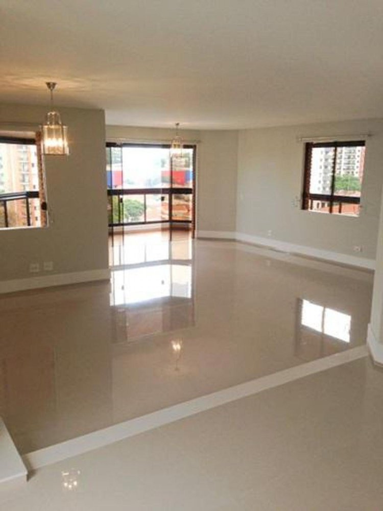 Apartamento de 4 dormitorios en Sao Paulo, Brazil No. 455597