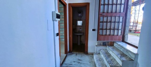 2 rooms Commercial property in Moncalieri, Italy No. 124973 7