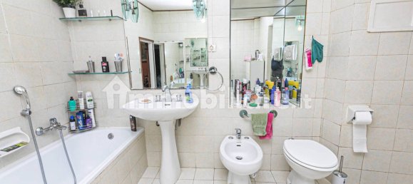 Квартира с 4 спальнями в Генуя, Италия № 307763 30