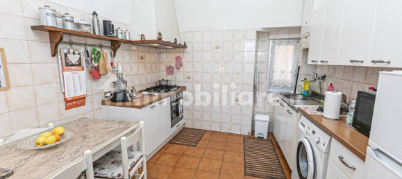 Квартира с 4 спальнями в Генуя, Италия № 307763 38