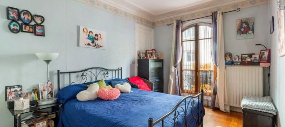 Apartamento de 2 dormitorios en Paris, France No. 187422 4