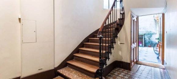 Apartamento de 2 dormitorios en Paris, France No. 187422 3