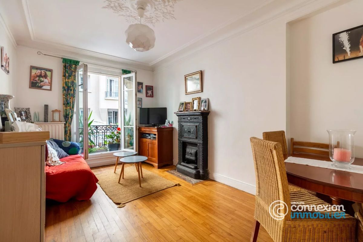 Apartamento de 2 dormitorios en Paris, France No. 187422