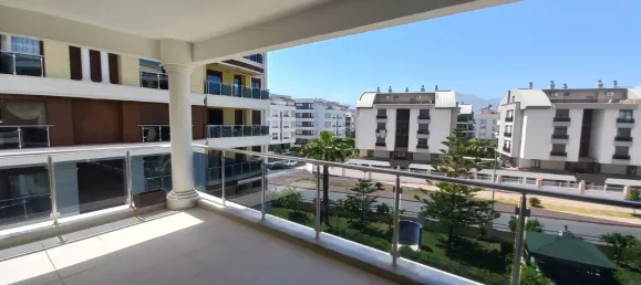 Wohnung 3+1 in Ägäische Region, Turkey, Nr. 32525 23