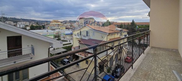 2 bedrooms Apartment in Pescara, Italy No. 56771 18