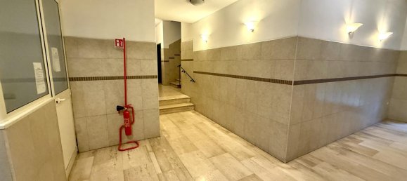 Квартира с 2 комнатами в Рим, Италия № 189442 45