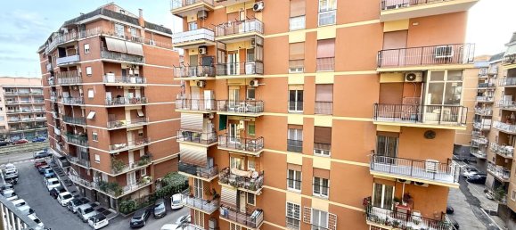 Квартира с 2 комнатами в Рим, Италия № 189442 9