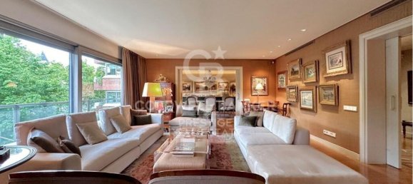 5 bedrooms Apartment in Barcelona, Spain No. 77909 2