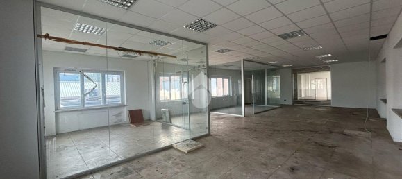 Almacén de 3 habitaciónes en Brescia, Italy No. 122359 17