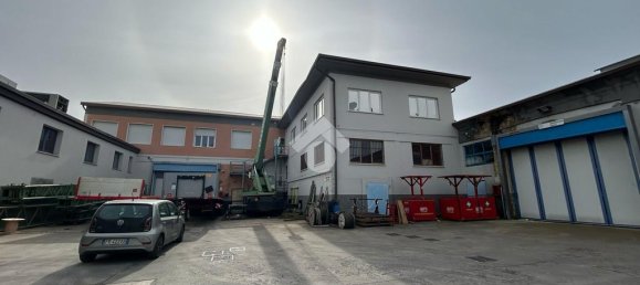 Almacén de 3 habitaciónes en Brescia, Italy No. 122359 13