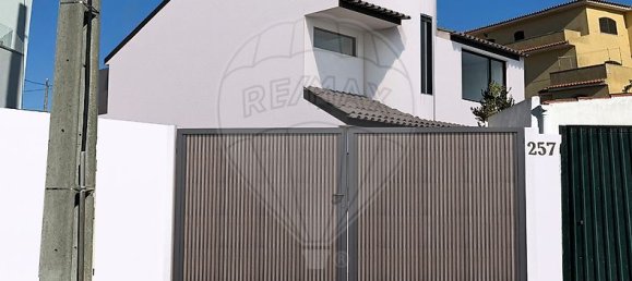 Casa de 4 dormitorios en Cascais, Portugal No. 50055 5