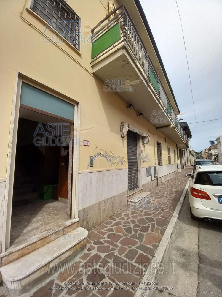 14-salle Appartement à Corropoli, Italy No. 94661