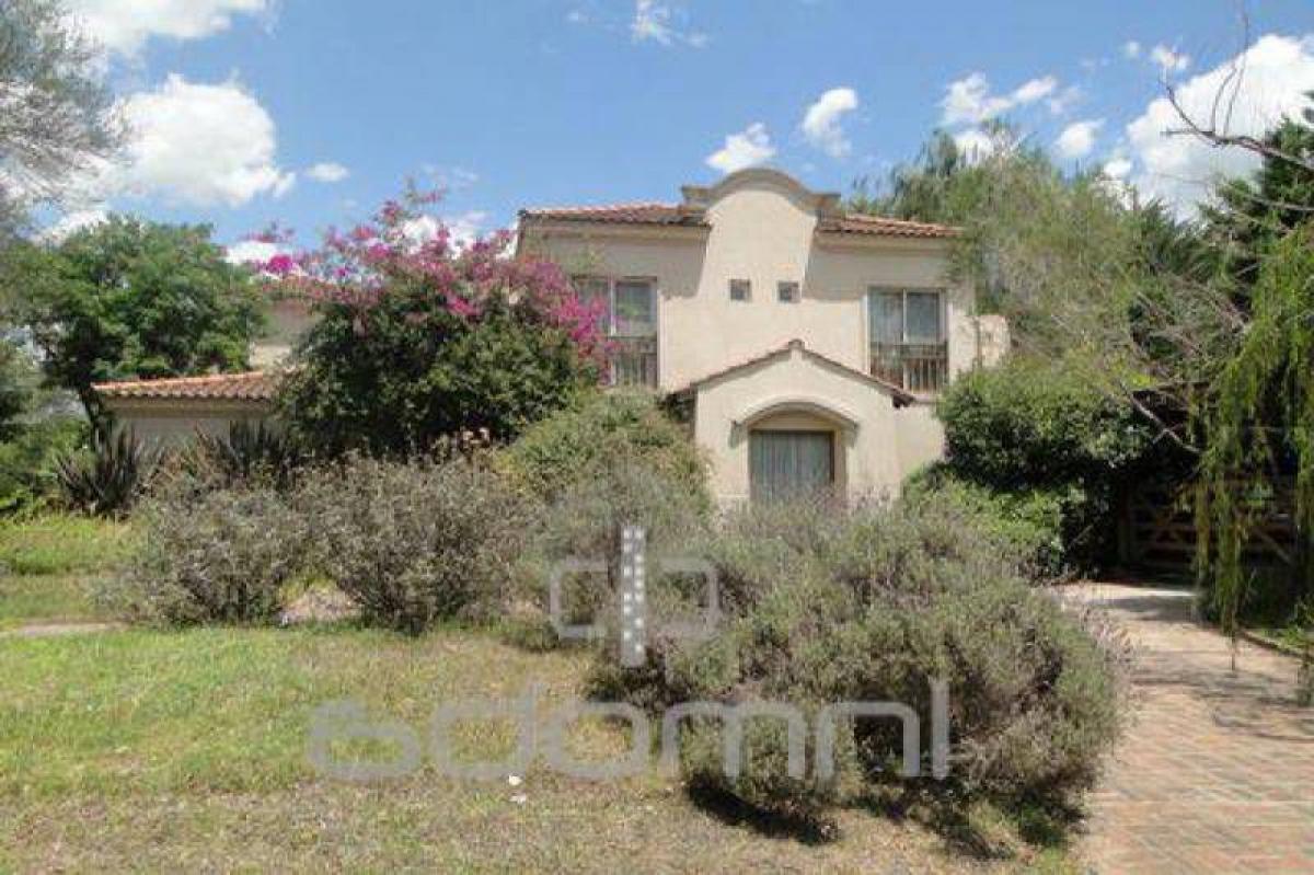 3 bedrooms House in Pilar, Argentina No. 73944