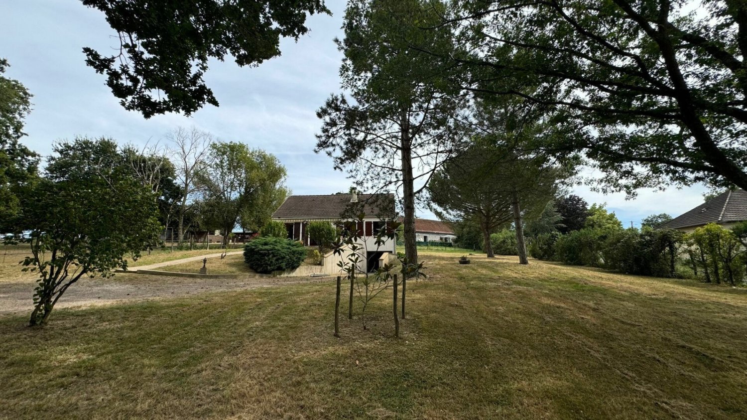 3 غرف نوم منزل في La Chapelle-Montmartin, France رقم 216376