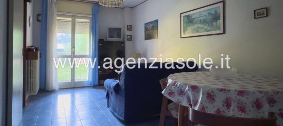 2 bedrooms Apartment in Comacchio, Italy No. 71215 3
