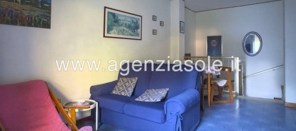 2 bedrooms Apartment in Comacchio, Italy No. 71215 4