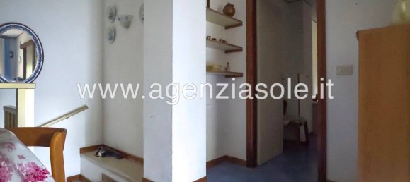 2 bedrooms Apartment in Comacchio, Italy No. 71215 6