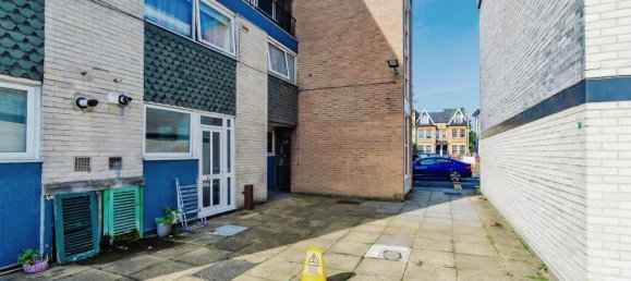 2 Schlafzimmer Wohnung in Croydon, United Kingdom, Nr. 8167 4