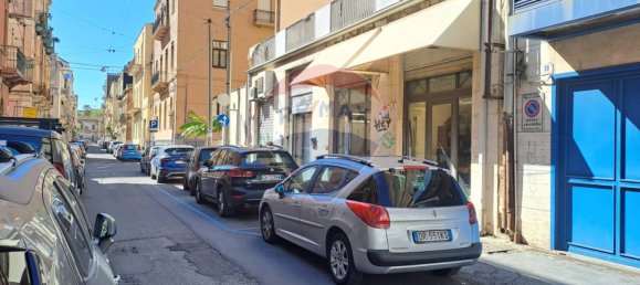Imóvel comercial de 4 divisões em Catania, Italy N.º 52928 44