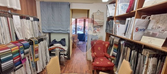 Imóvel comercial de 4 divisões em Catania, Italy N.º 52928 7