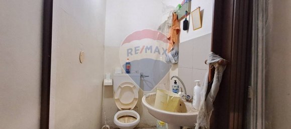 Imóvel comercial de 4 divisões em Catania, Italy N.º 52928 17