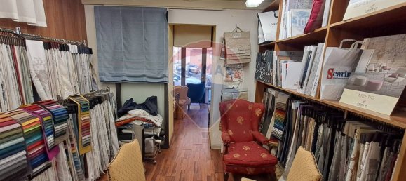 Imóvel comercial de 4 divisões em Catania, Italy N.º 52928 27