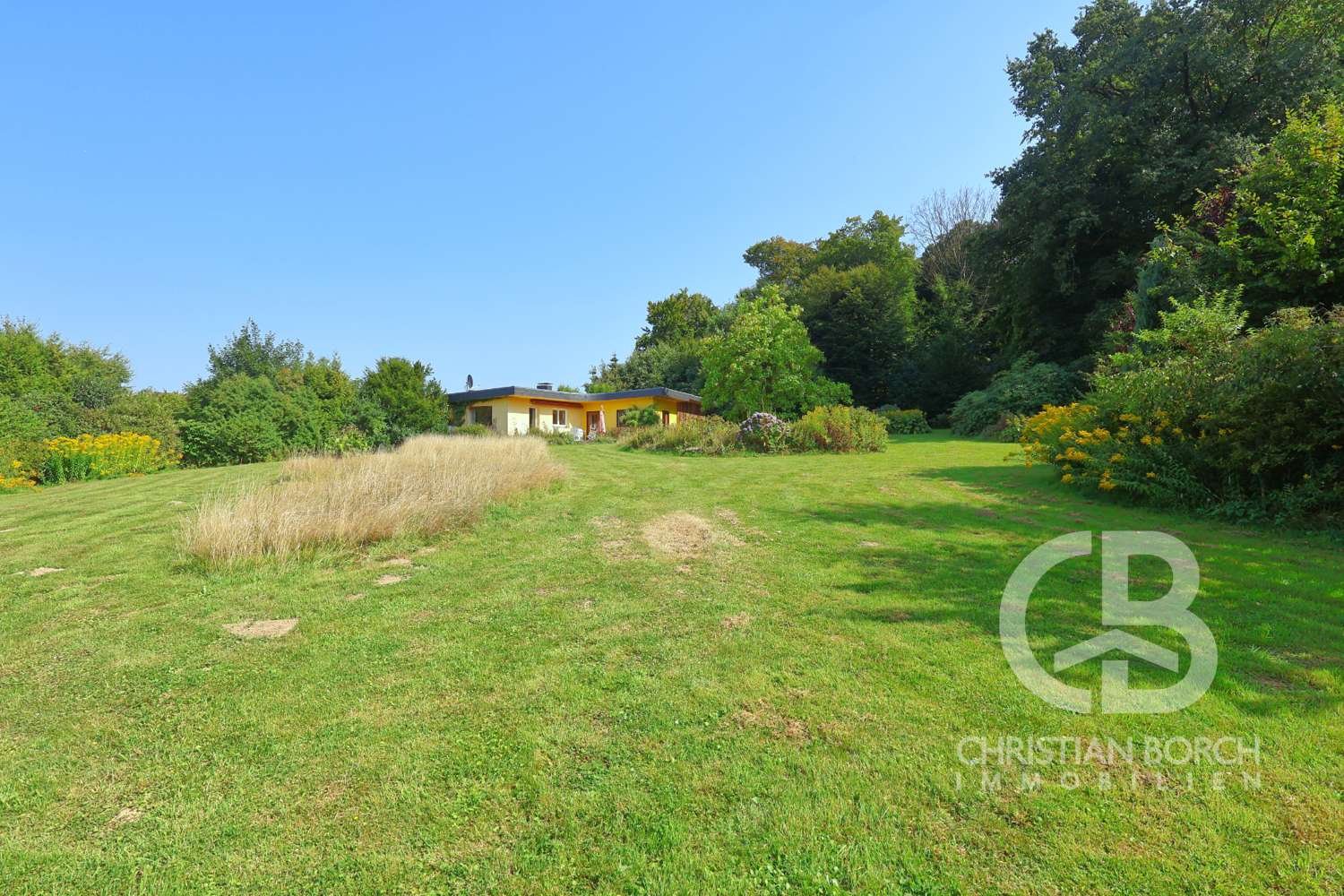 Bungalow de 4 habitaciónes en Oberbergischer, Germany No. 270019