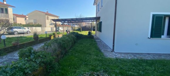 9 rooms Villa in San Giuliano Terme, Italy No. 171506 4