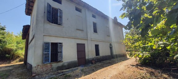 8 rooms House in Quargnento, Italy No. 298026 6