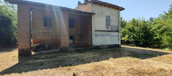 8 rooms House in Quargnento, Italy No. 298026 4