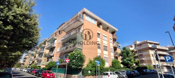4 rooms Apartment in Rome, Italy No. 297151 9