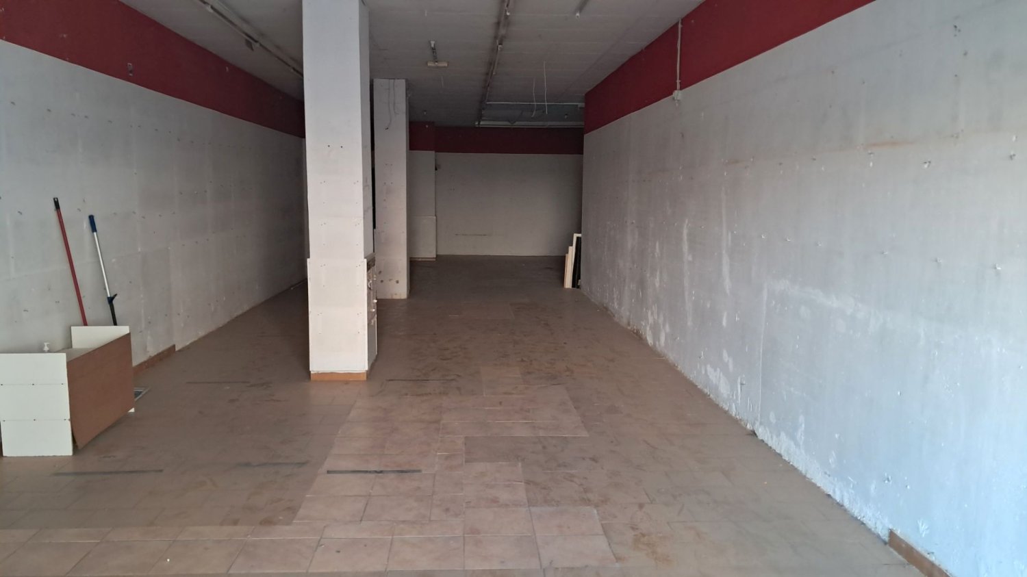 Gewerbliche Immobilie in Tarragona, Spain 126m², Nr. 164611